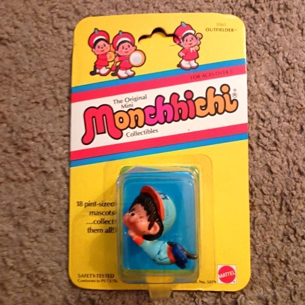 1981 MATTEL THE ORIGINAL MINI MONCHHICHI COLLECTIBLES OUTFIELDER CHARACTER NEW